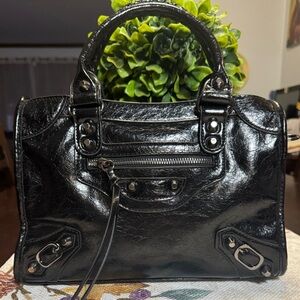 Black Y2K Handbag